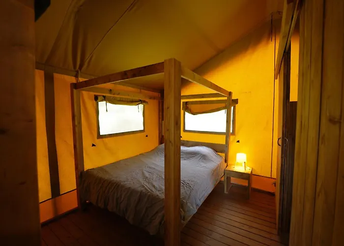 Luxury tent Tente Safari Eco 6 Personnes Castillon-Debats